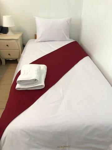 Фото номера Camera Dubla cu pat suplimentar Отель Academy Hotel г. Венус 3